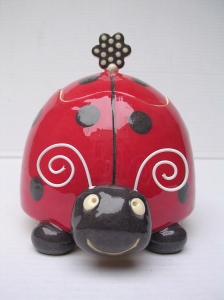 Boite Coccinnelle : Hauteur : 15 cm - Prix : 40 €