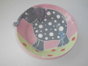 Assiette Elephant : Diamètre : 20 cm - Prix : 35 €