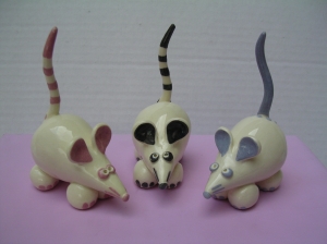 Figurine Souris : Longueur : 6 cm - Hauteur : 4 cm - Prix : 10 €