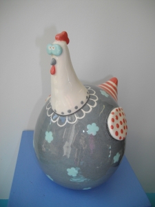 Poule : Hauteur : 18 cm - Prix : 50 €