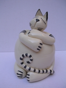 Sculpture Chat : Hauteur : 22 cm - Prix : 60 €