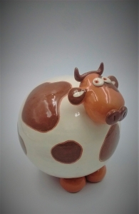 Vache : Hauteur : 18 cm - Prix : 50 €