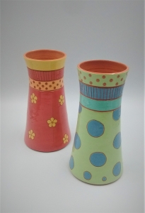 Vase : Hauteur : 20 cm - Prix : 40 €