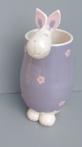 Vase Lapin : Hauteur : 28 cm - Prix : 40 €